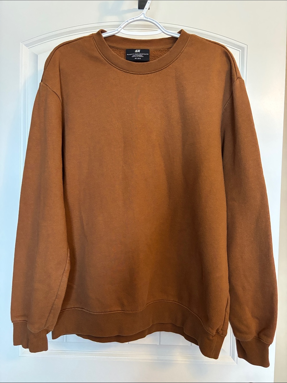 H&M Men's Crewneck Sweatshirt in Chestnut Brown